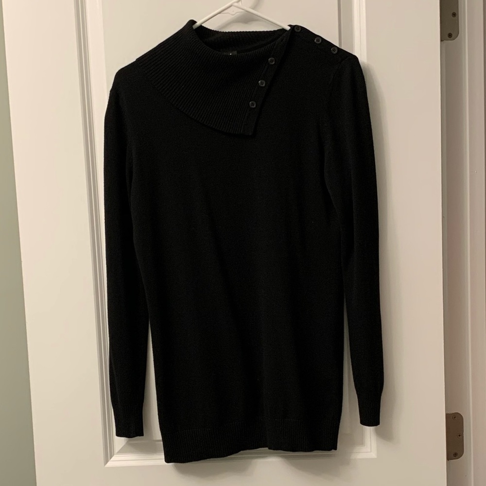 H&M Black Lightweight Sweater/Top